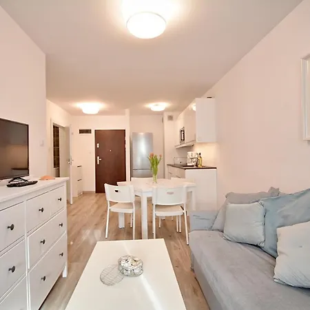 Apartament Sunflowers Apartament Morski W Kołobrzegu