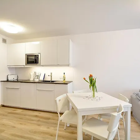 Sunflowers Apartament Morski W Kolobrzegu Apartmán Kolobřeh