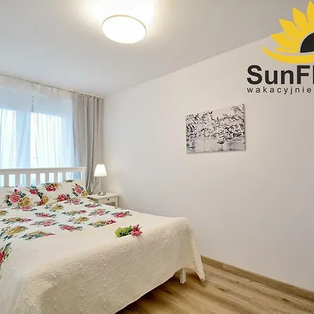 Sunflowers Apartament Morski W Kolobrzegu Apartmán *